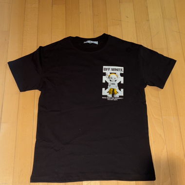 T-shirt grafico Off White