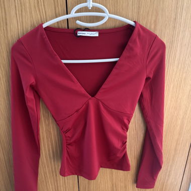 Top rosso Bershka