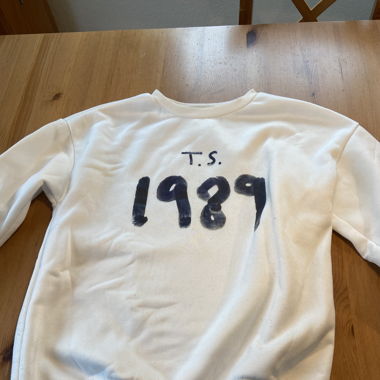 T.S. Pullover