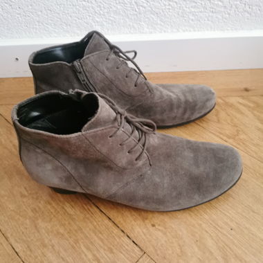 Bottines en daim grises