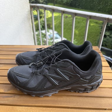 New Balance M 610 Staple Freizeitschuhe