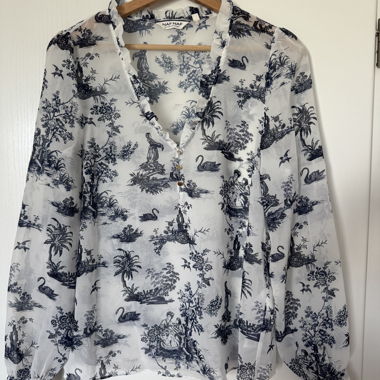 Chemise