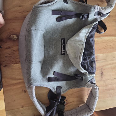 Porte bébé  "jpmb" bébé 