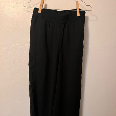 Schwarze Sommerhose