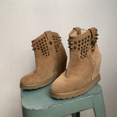 Stivali con zeppa ASH in suede beige EU 38.5