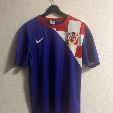 Maillot Croatie, Maillot Extérieur 2012/13