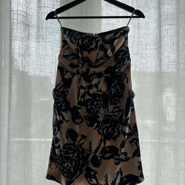 Floral strapless dress