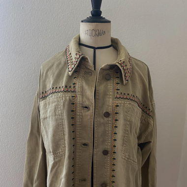 Jacke mit Stick