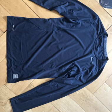 Nike Pro Dri-FIT Long-Sleeve Shirt