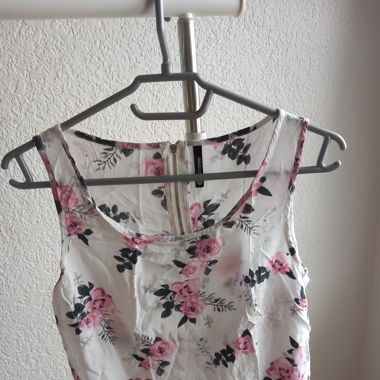 White, floral top