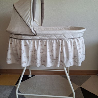 Culla per bambino su ruote con cappottina