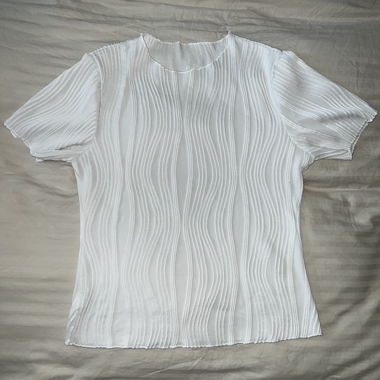 White Relief Top