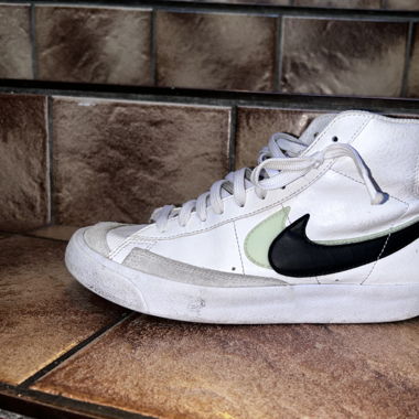 Nike blazer mid 77