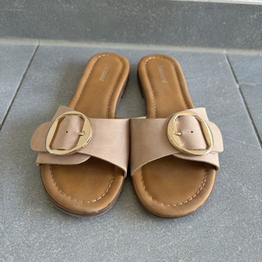 Sandalen / Slipper mit Schnalle