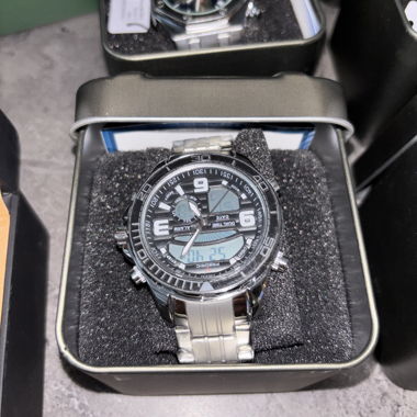 Analog and digital watch