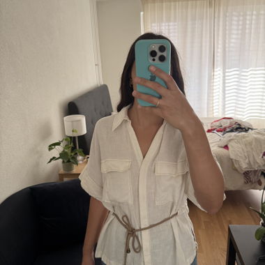 Giacca camicia bianca con cintura