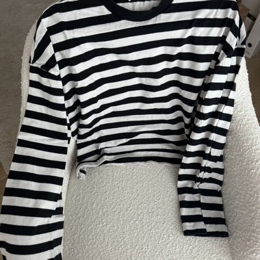Maglia a maniche lunghe a righe