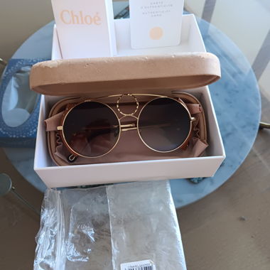 Lunettes de soleil Chloé magnifiques