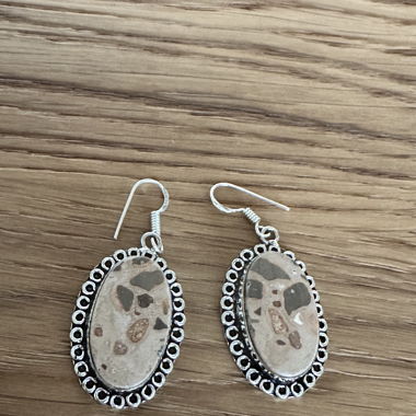Dangling earrings