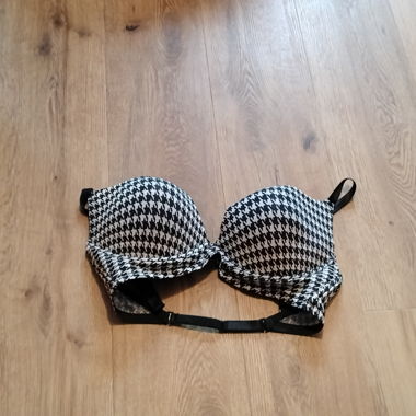 Reggiseno 85F con motivo e fascia posteriore stretta