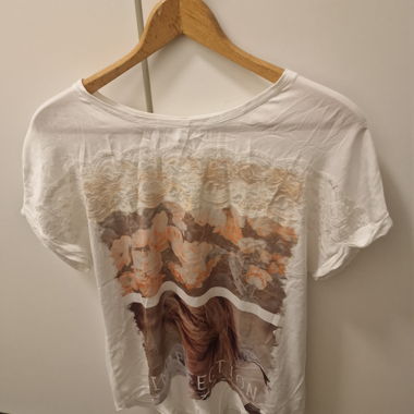 T-shirt bianca stampata
