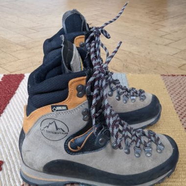 Wanderschuhe 37.5