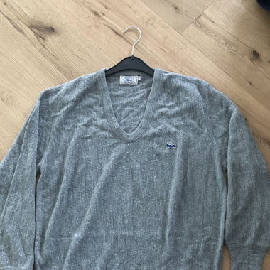 Pull Lacoste gris 