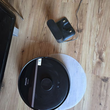 Robot aspirapolvere per lavaggio umido Philips