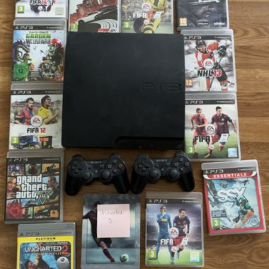 Playstation 3 mit zwei controllern und spiele