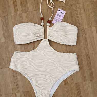 One-Piece Swimsuit L