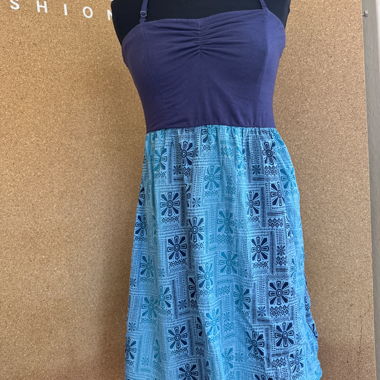 Abito con bretelle blu turchese fantasia di Roxy