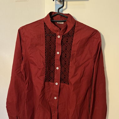 Chemise bordeaux élégante