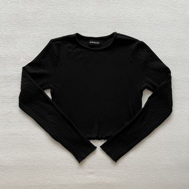 black ribbed cropped long sleeve with lettuce hem