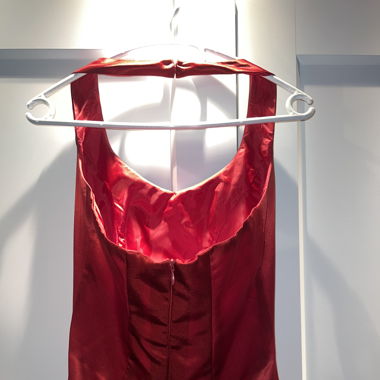 Rotes Satin Ballkleid 