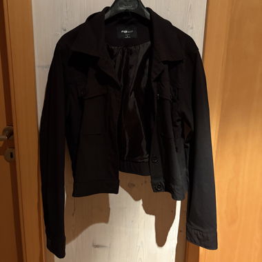 Leichte Jacke