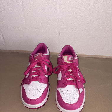 Nike Sneaker rosa/weiss