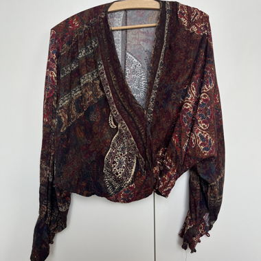 Boho blouse with wide sleeves