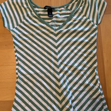 striped top