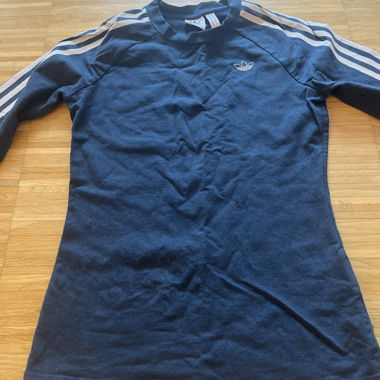Adidas long sleeve 