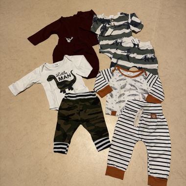 Lot de 4 ensembles 0-3 mois 
