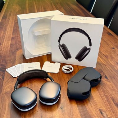 Apple AirPods Max Headphones