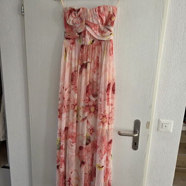 Floral maxi dress with spaghetti straps