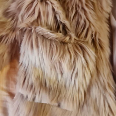 Kurze Jacke aus Kunstpelz Malibu