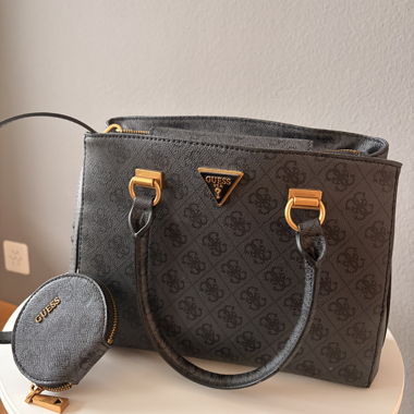 Borsa Guess nuova, mai usata