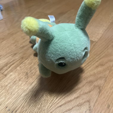 Peluche insecte vert