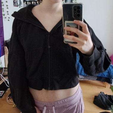 Black Cropped Hoodie Jacket