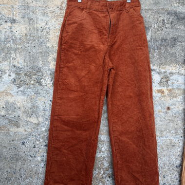 MONKI Cordhose rostrot