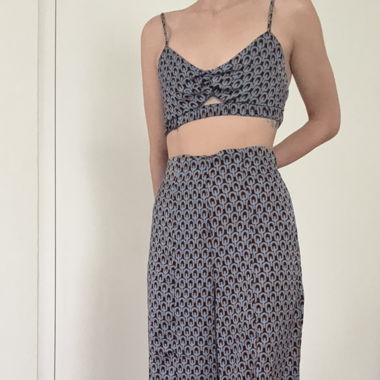 Sommer-Set: Hose und bedrucktes Top