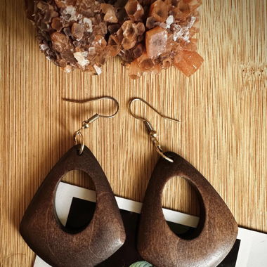 Ohrringe aus Holz