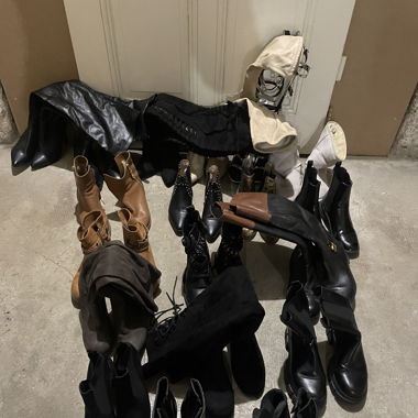 19x chaussure pour 150.-